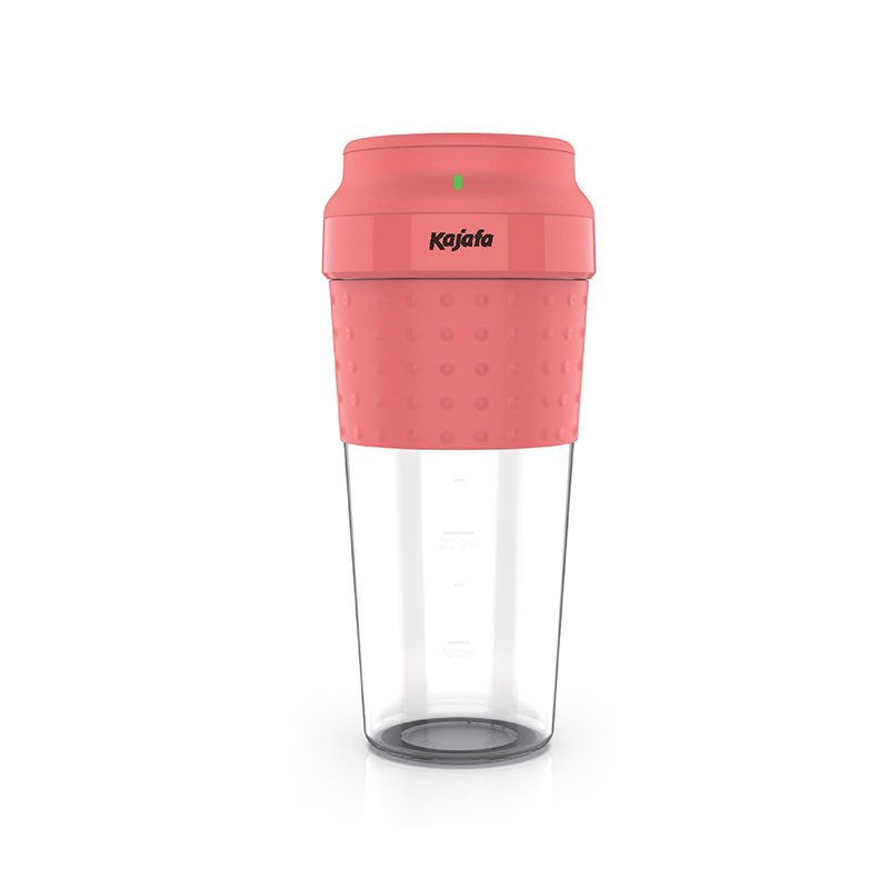 What are the advantages of USB Blender over traditional blenders?